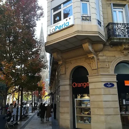 Guest house La Perla 4*