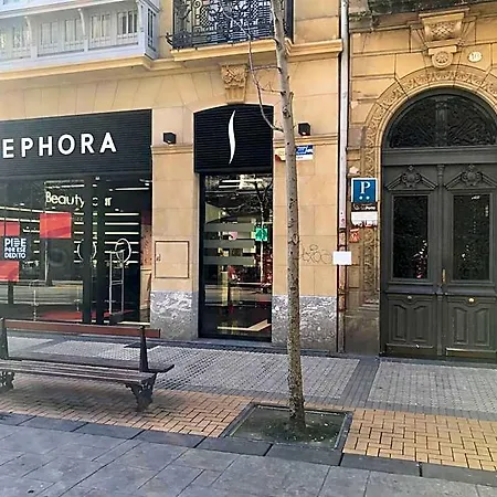 Πανσιόν La Perla