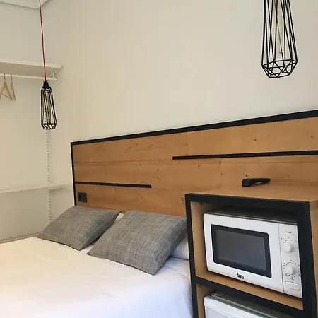 La Perla Guest house