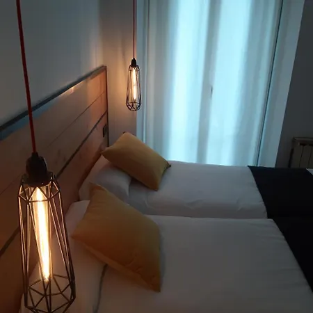 招待所 La Perla 4*