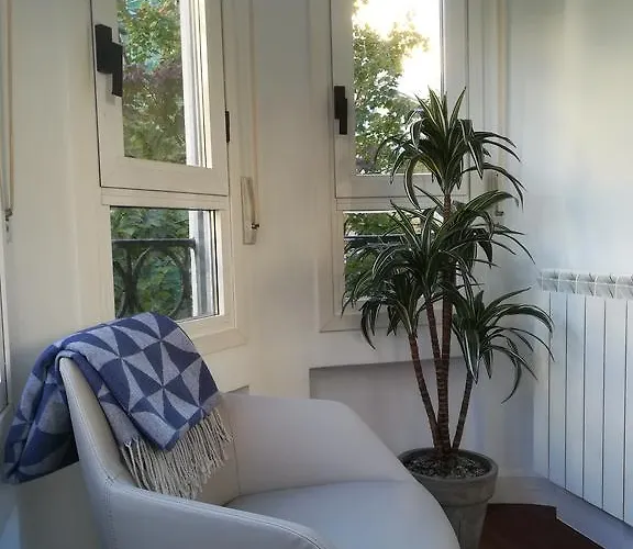 La Perla Guest house