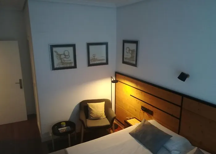 La Perla Guest house 4*