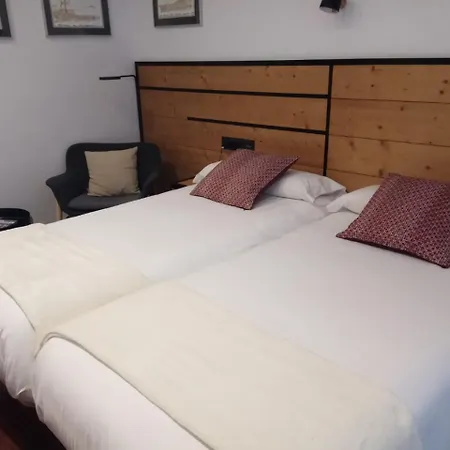 La Perla Πανσιόν 4*